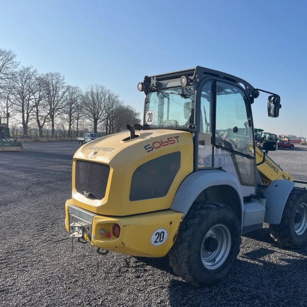 لودر KRAMER للبيع, KRAMER 5065T موديل 2017 استيراد من اوروبا, أفضل موقع لبيع الشاحنات والمعدات الثقيلة في سوريا