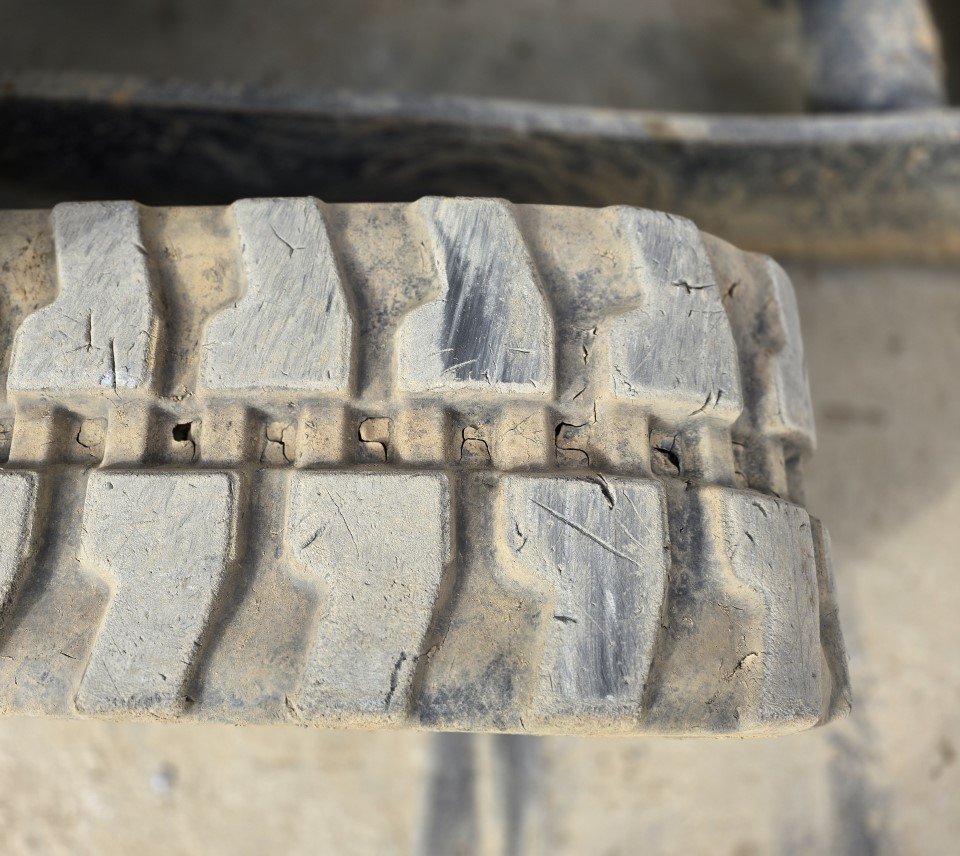 VIO35حفار صفير متوسط3.5 طن, متواجد في دمشق, موديل