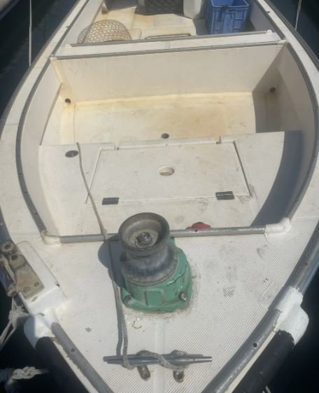 For sale: Al-Mallah boat, 27 feet long, 2012 model, in Tartus