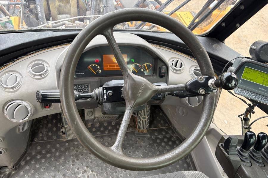 لودر صيني ZL 938 جديد موديل 2025 للبيع في إدلب، سوريا