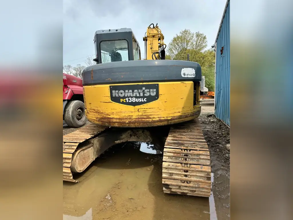 Komatsu Excavator for sale in Idlib, Komatsu PC138US model 2006, located in Idlib, the best site for selling trucks and heavy equipment in Syria