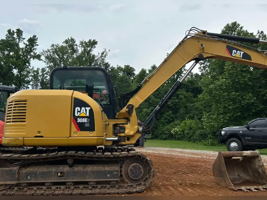 Caterpillar excavator for sale in Idlib, Caterpillar 308E2 model 2013 available in Idlib, the best site for selling trucks and heavy equipment in Syria