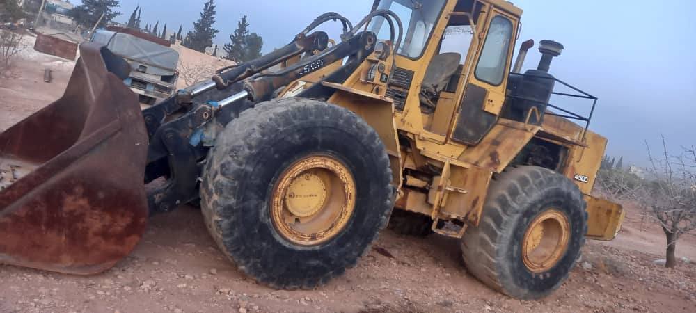 للبيع: شاحنة ڤولڤو 4500 (Volvo BM450) – جاهزة للعمل وموجودة في منبج