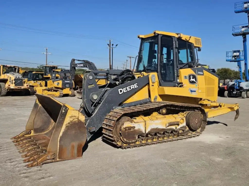 DEERE loader for sale in Aleppo, DEERE 755Ks model 2021 available in Aleppo, the best site for selling trucks and heavy equipment in Syria