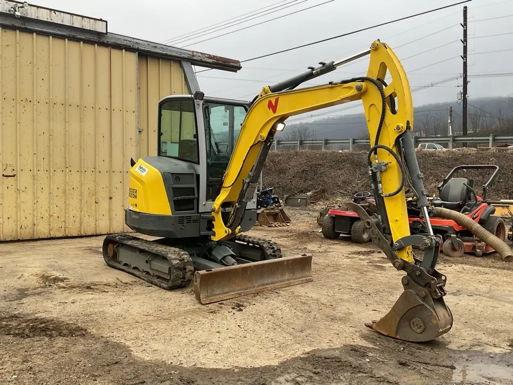 WACKER excavator for sale in Homs, WACKER EZ36s model 2020 located in Homs, the best site for selling trucks and heavy equipment in Syria