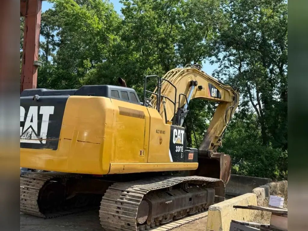 حفار Caterpillar للبيع في دمشق, Caterpillar 336ELs موديل 2012 تواجد دمشق, أفضل موقع لبيع الشاحنات والمعدات الثقيلة في سوريا