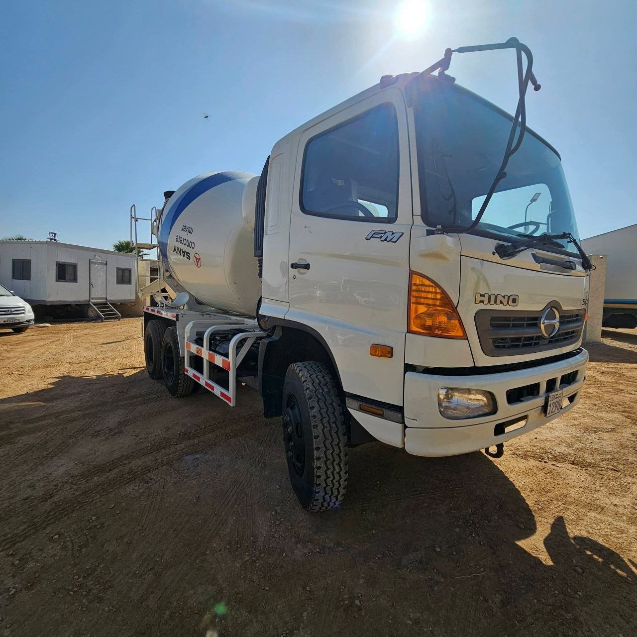 Hino truck for sale in Damascus, Hino FM500 model 2007 located in Damascus, the best site for selling trucks and heavy equipment in Syria