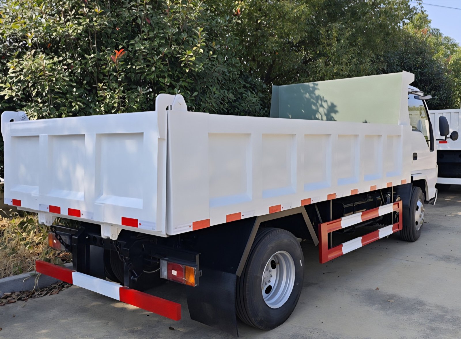 إيسوزو قلاب 2024: قوة يابانية أصلية للعمل الشاق (جاهز للتصدير)