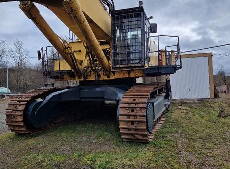 Komatsu Excavator for sale in Idlib, Komatsu PC1100 model 2001 available in Idlib, the best site for selling trucks and heavy equipment in Syria