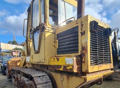 لودر Caterpillar للبيع في ادلب, Caterpillar 953 موديل 1992 تواجد ادلب, أفضل موقع لبيع الشاحنات والمعدات الثقيلة في سوريا