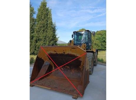 لودر CATERPILLAR للبيع في ادلب, CATERPILLAR 926M موديل 2019 تواجد ادلب, أفضل موقع لبيع الشاحنات والمعدات الثقيلة في سوريا