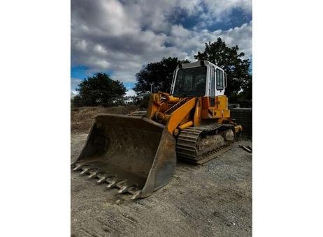 Komatsu loader for sale in Idlib, Komatsu DRP060 model 2019 available in Idlib, the best site for selling trucks and heavy equipment in Syria