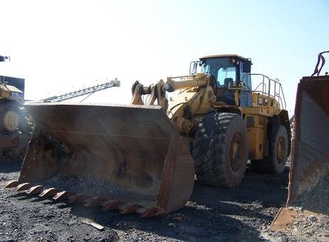 CAT loader for sale in Idlib, CAT 988H model 2008 located in Idlib, the best site for selling trucks and heavy equipment in Syria
