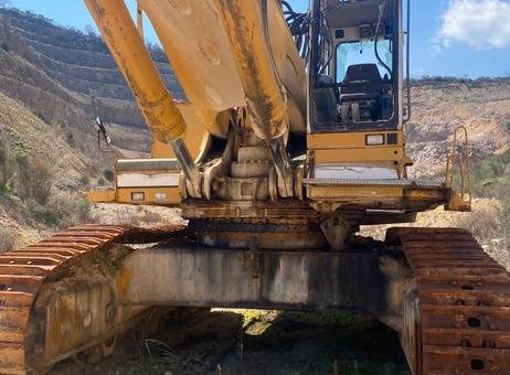 حفار LIEBHERR للبيع في ادلب, LIEBHERR 984 موديل 1999 تواجد ادلب, أفضل موقع لبيع الشاحنات والمعدات الثقيلة في سوريا