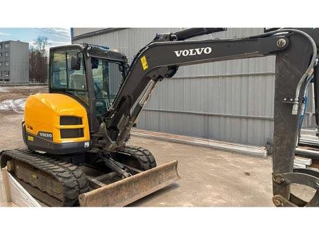 VOLVO excavator for sale in Idlib, VOLVO ECR50D model 2018 available in Idlib, the best site for selling trucks and heavy equipment in Syria