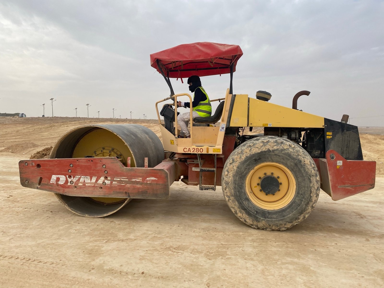 New offer for sell Compactor Roller, Dynapac Roller For Sell in Syria, Model 2007