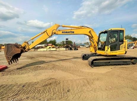 Komatsu Excavator for sale in Idlib, Komatsu PC138US model 2007 located in Idlib, the best site for selling trucks and heavy equipment in Syria