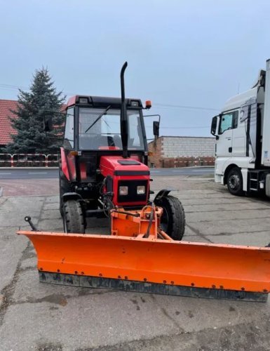 Zetor tractor for sale in Homs, Zetor 7320 model 1998, located in Homs, the best site for selling trucks and heavy equipment in Syria