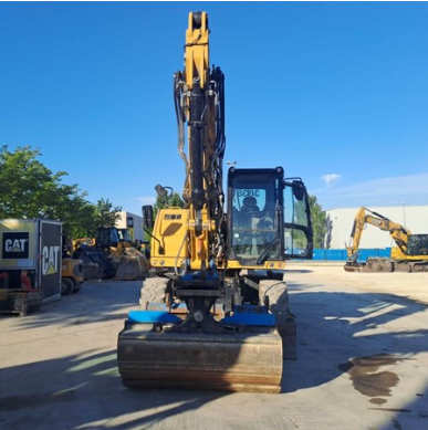 Caterpillar Excavator for sale in Homs, Caterpillar M315 model 2020 located in Homs, the best site for selling trucks and heavy equipment in Syria
