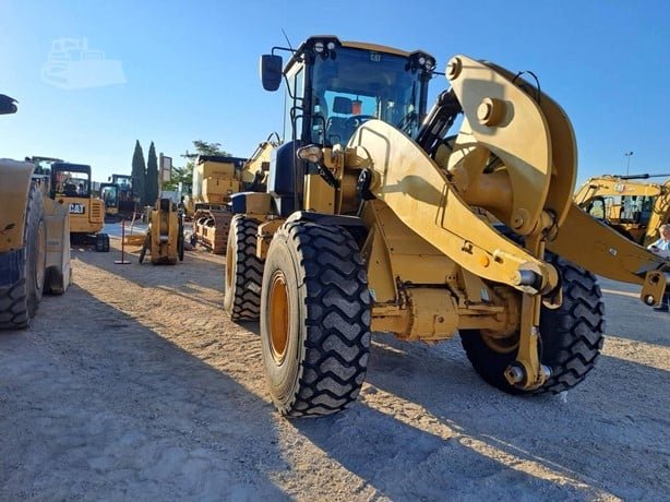 CATERPILLAR loader for sale in Damascus, CATERPILLAR 938M model 2019, located in Damascus, the best site for selling trucks and heavy equipment in Syria