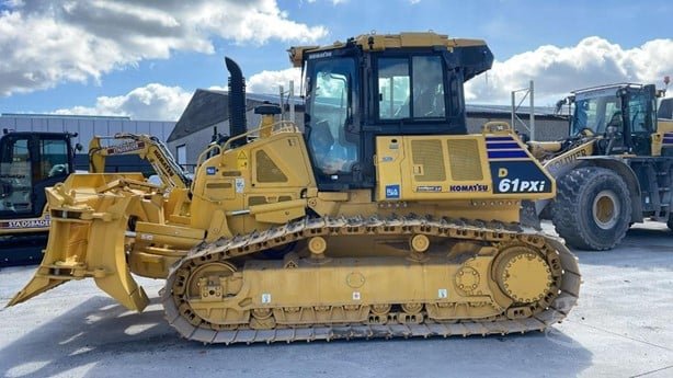 KOMATSU bulldozer for sale in Homs, KOMATSU D61PXI model 2024 available in Homs, the best site for selling trucks and heavy equipment in Syria