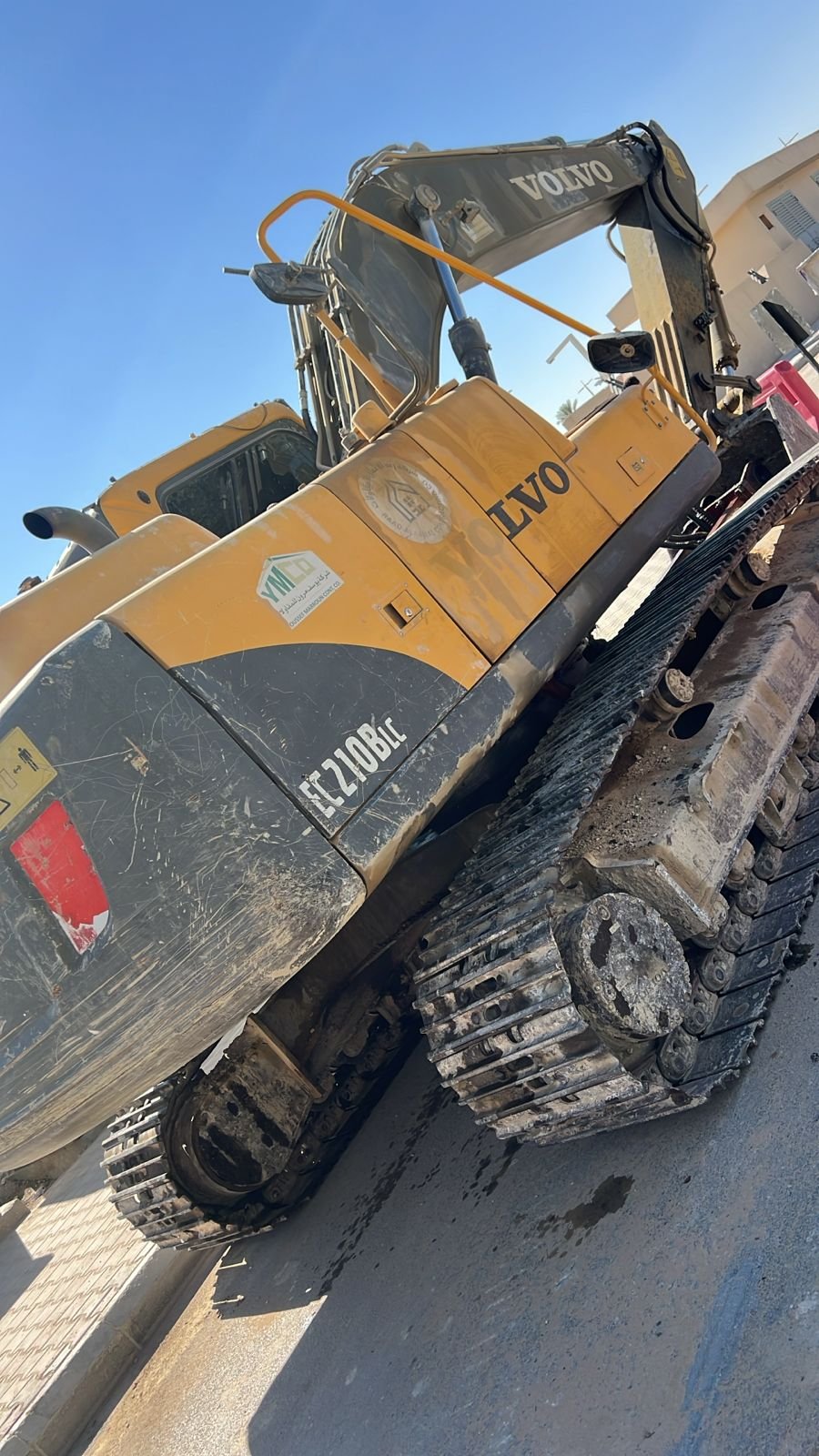 Volvo Poclain Big Offer, Poclain with Jack Hammer, EC210B, Model 2014