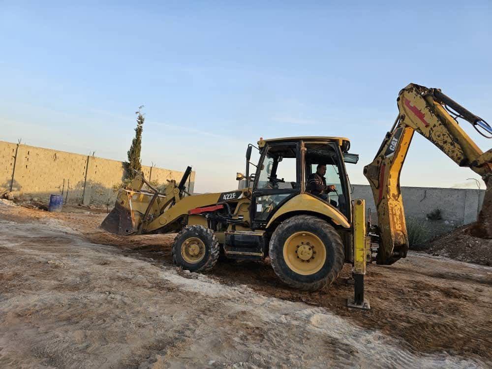 Caterpillar loader for sale in Idlib, Caterpillar 422F model 2013 available in Idlib, the best site for selling trucks and heavy equipment in Syria