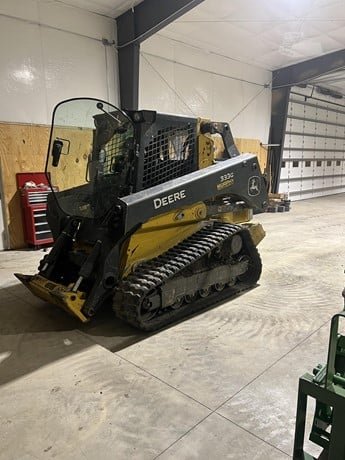 DEERE Bobcat for sale in Aleppo, DEERE 333G model 2023 available in Aleppo, the best site for selling trucks and heavy equipment in Syria