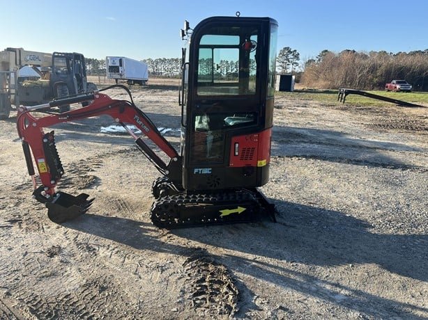 FUTURE excavator for sale in Homs, FUTURE FT13C model 2020, located in Homs, the best site for selling trucks and heavy equipment in Syria