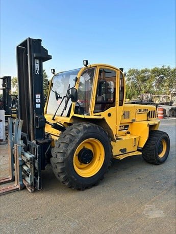 SELLICK forklift for sale in Homs, SELLICK S80 model 2020 available in Homs, the best site for selling trucks and heavy equipment in Syria