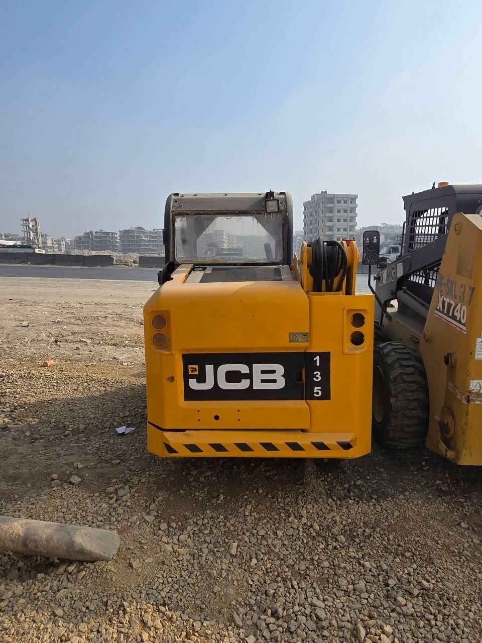 Bobcat Caterpillar for sale in Aleppo, Caterpillar 322 model 2002 located in Aleppo, the best site for selling trucks and heavy equipment in Syria