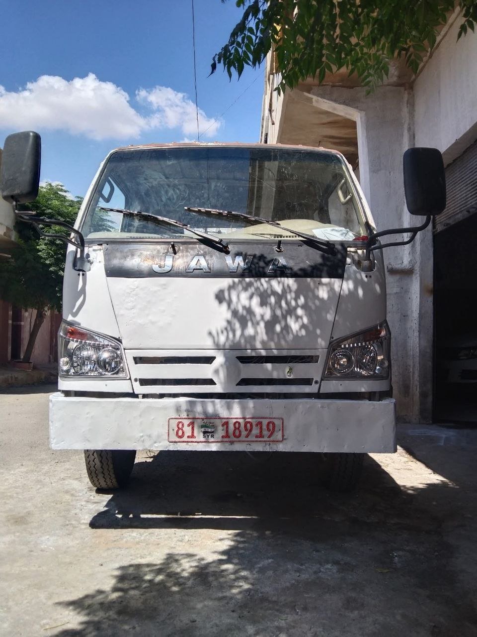 Jawa truck for sale in Damascus, Java 130, model 2000, located in Damascus, the best site for selling trucks and heavy equipment in Syria