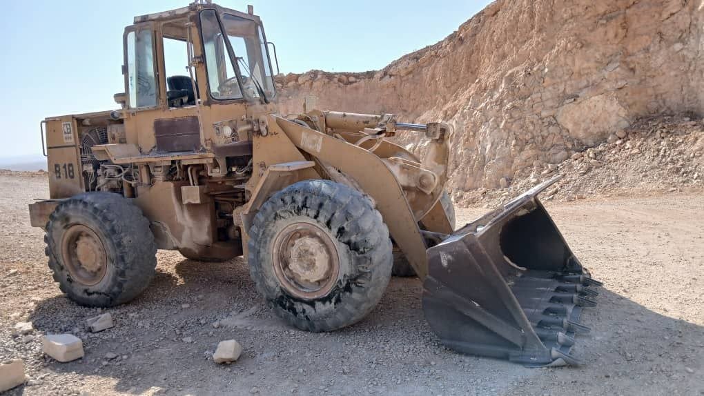 Caterpillar loader for sale in Damascus, Caterpillar 936 model 1999, located in Damascus. The best site for selling trucks and heavy equipment in Syria.