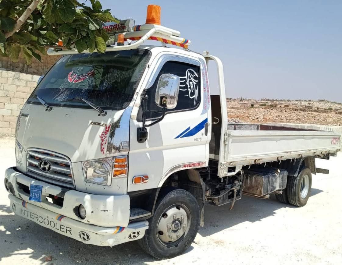 Hyundai truck for sale in Aleppo, Hyundai 78, model 2011, located in Aleppo, the best site for selling trucks and heavy equipment in Syria