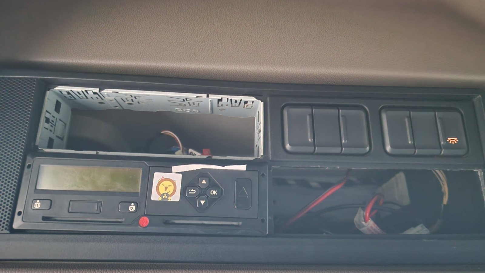 DAF 2016 Long Chassis Truck - Thermo King - Available in Damascus