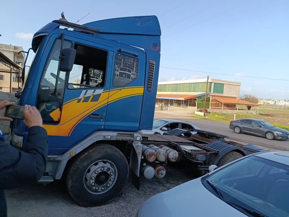 For Sale: Daewoo 2002, Truck with Trailer in Homs