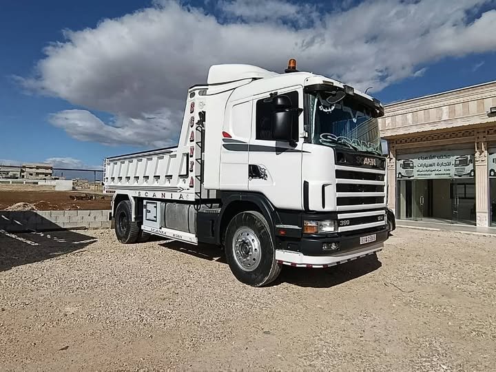 For Sale: 2001 Scania 124 Tipper - Located in Homs