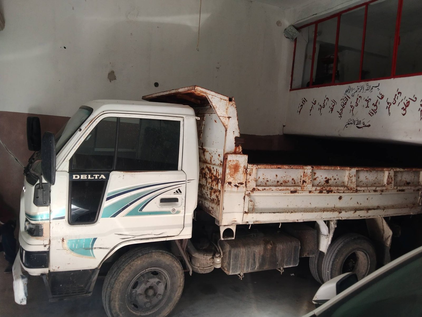 For Sale: 2007 Daihatsu Delta Tipper Truck in Homs, Al-Rastan