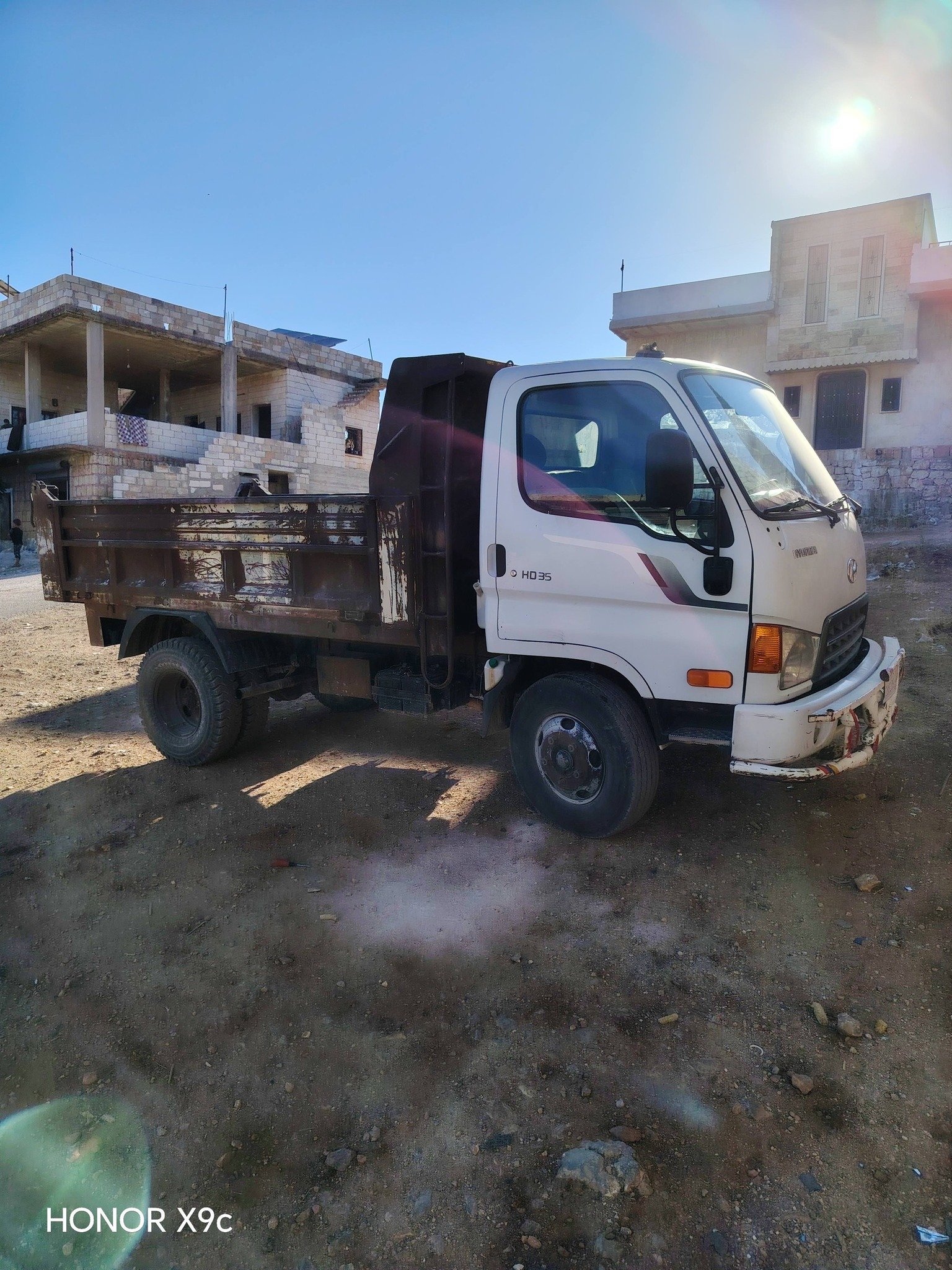 للبيع في حلب: قلاب موديل 2008 إدخال تركي بمواصفات ثقيلة