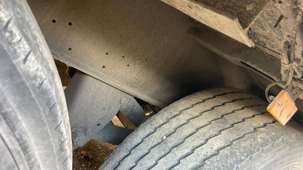 دنبة تريلا شميتز (Schmitz) موديل 2006 - للبيع في دمشق