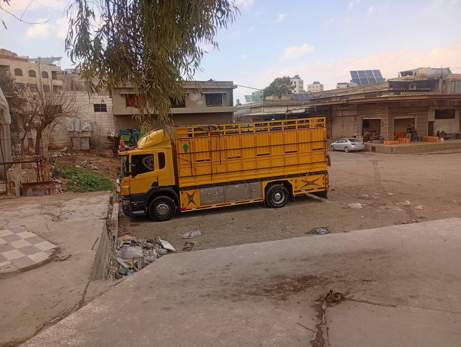 سكانيا P280 موديل 2011 للبيع في حمص