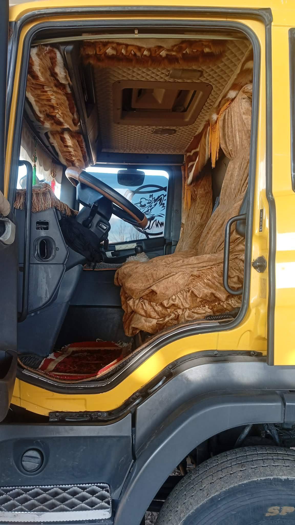 سكانيا P280 موديل 2011 للبيع في حمص