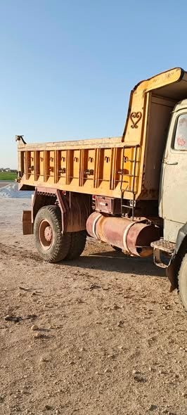 للبيع في دير الزور: رأس قاطرة مرسيدس 36 حديث